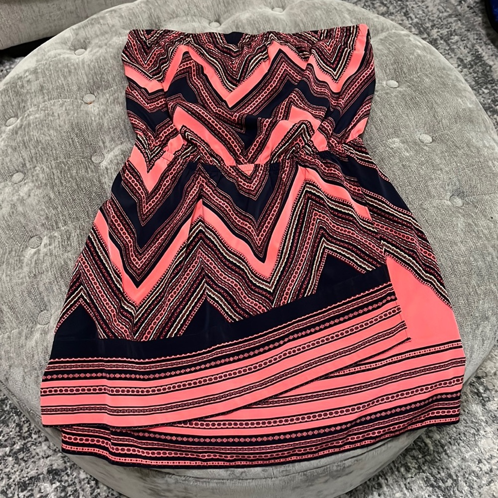 Sleeveless dress